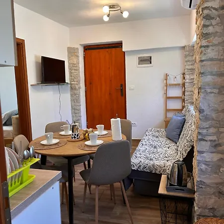 Paradiso Istriano - Mediterraneo And Olive Apartment
